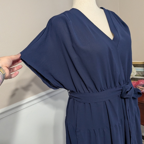 3/$30 Bloomchic Navy Tie Waist Dress 18/20 - Picture 2 of 7